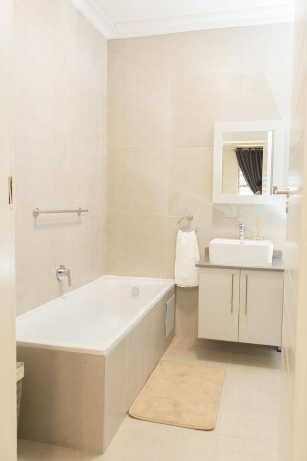 Fumo House Lifestyle Apartments Midrand Exterior foto